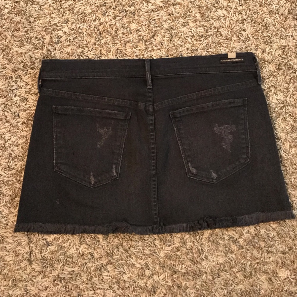 Citizens of Humanity distressed mini skirt - Picture 14 of 16